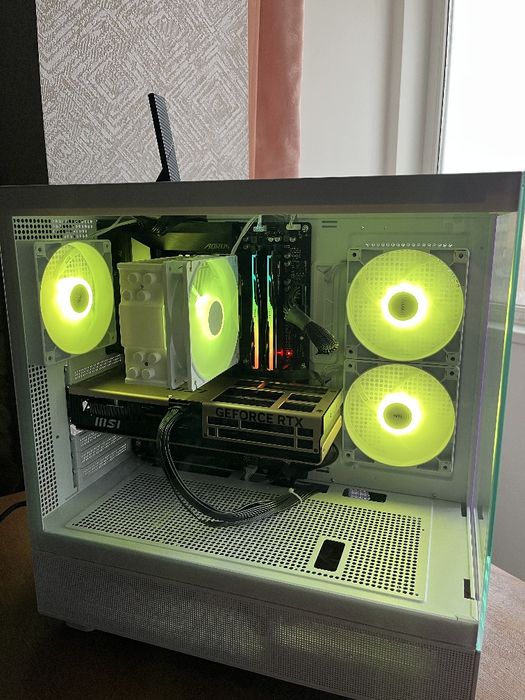 ТЕРМІНОВО!!! Продам коплект ПК (amd + rtx 5070) + Монітор + Клавіатура