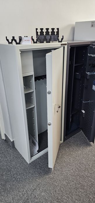 Sejf na BROŃ długą | Szafa na BROŃ |  na 6 szt  | Klasa S1  |  NOWA