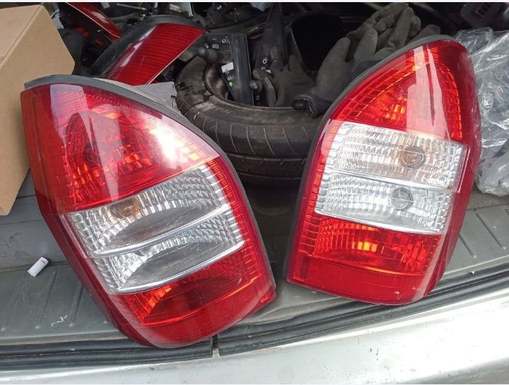Задние фонари Opel Zafira А фонарь Опель Зафира А стоп Зафіра Б