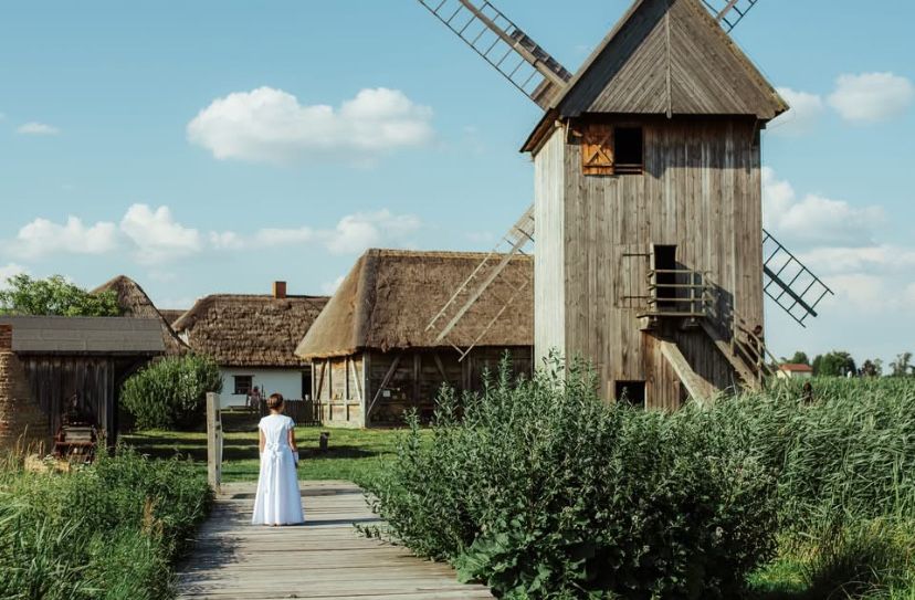 Fotograf ślubny* chrzest* 18tka* sesje plenerowe i w studio*