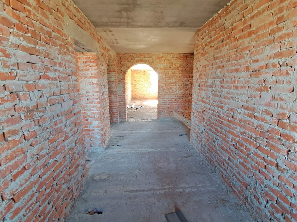 Продається 2-поверховий новозбудований будинок.