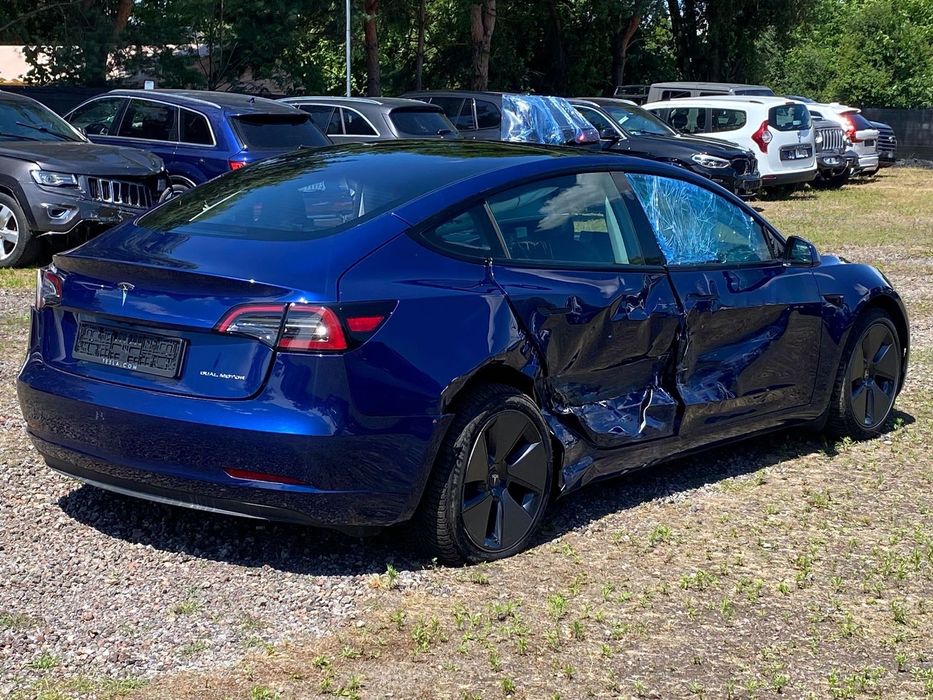 Tesla Model 3 Long Range AWD 03/2023 Salon Polska DualMotor