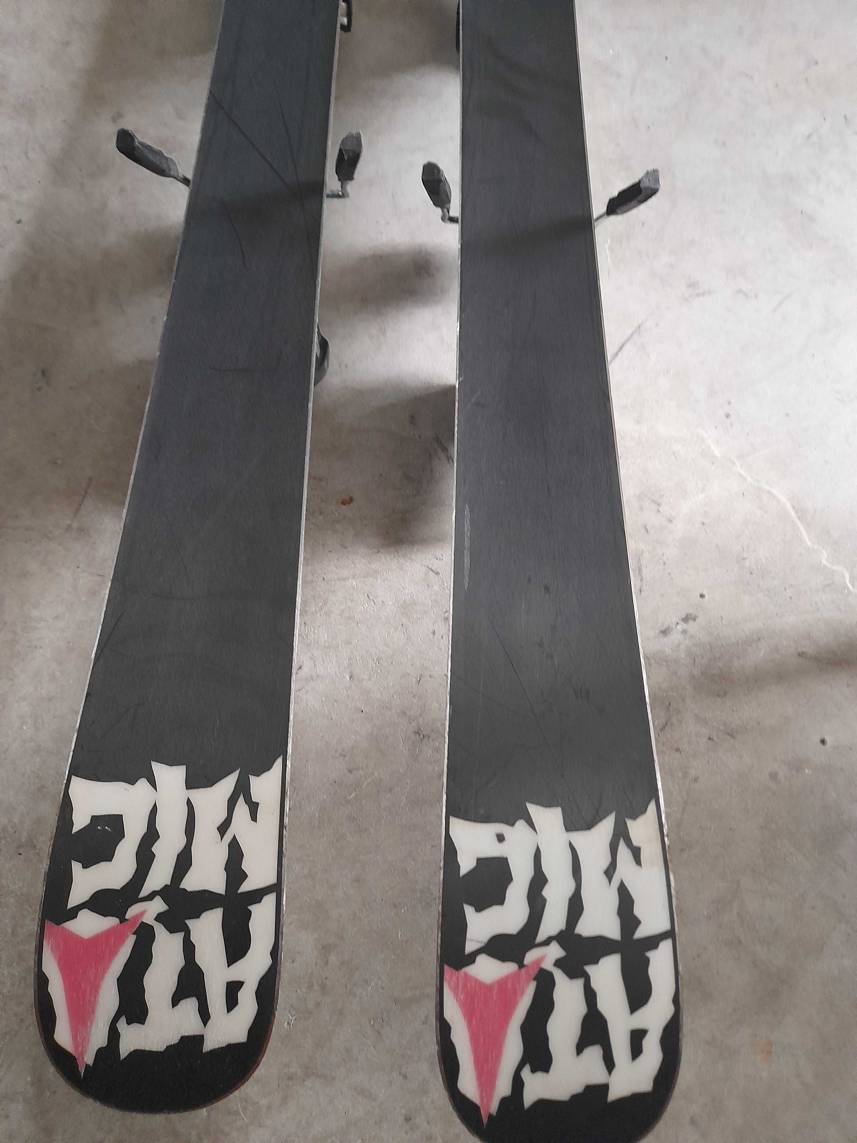 Narty Junior 130cm Atomic spike