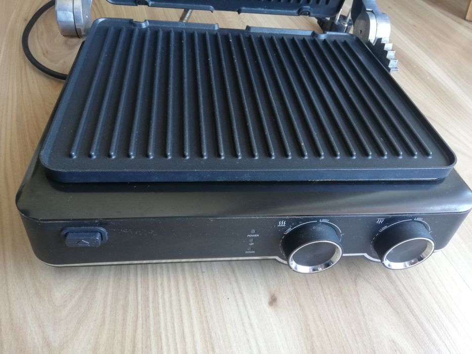 Grill elektryczny kontaktowy Götze & Jensen GL802X 2000W – Wyjmowane p