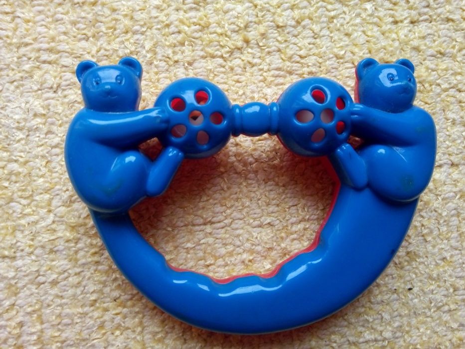 Brinquedos para bebé com guizos