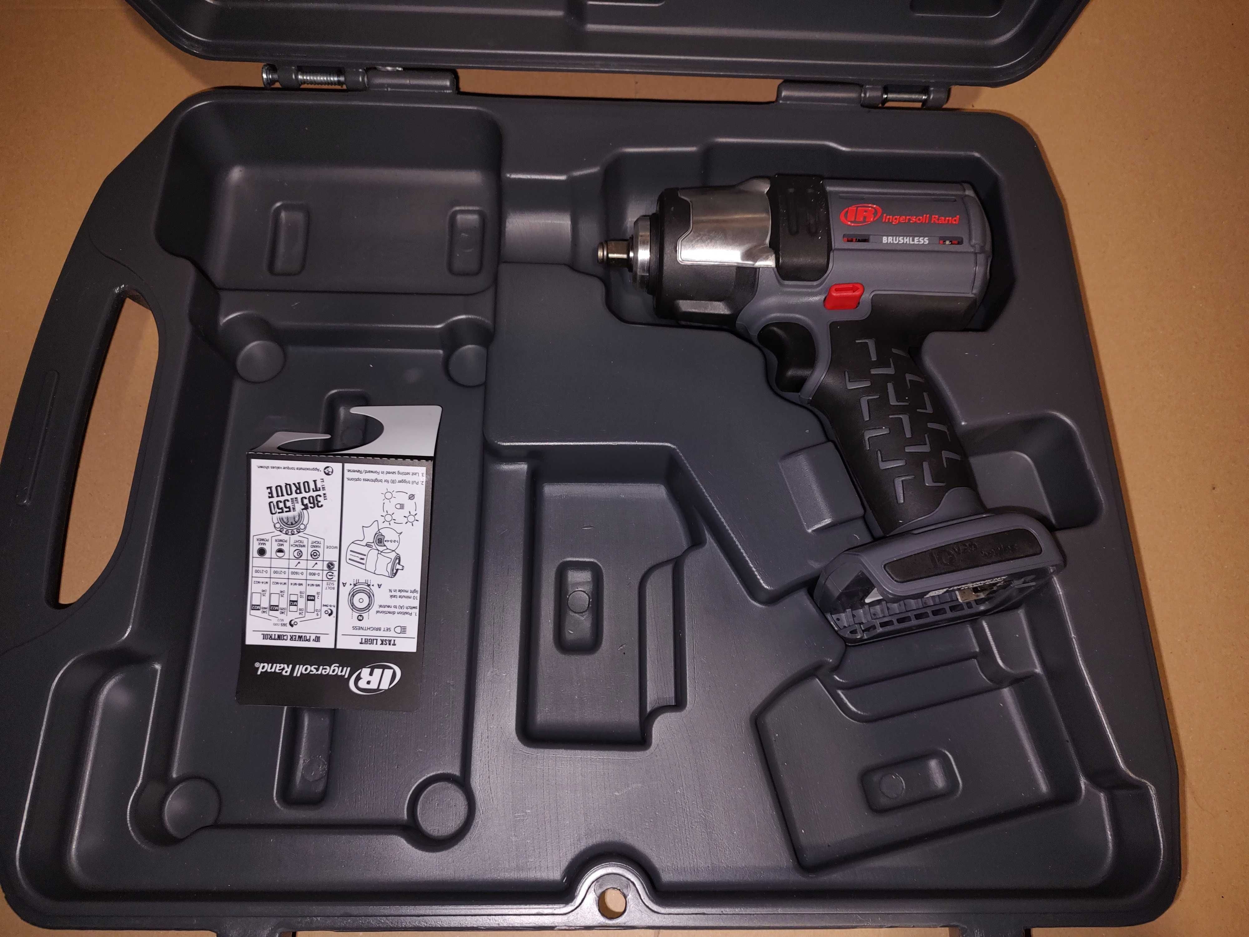 Ingersoll Rand W5133 - akumulatorowy klucz udarowy w walizce