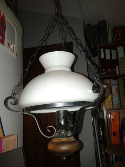 Conjunto de 2 candeeiros como novos.