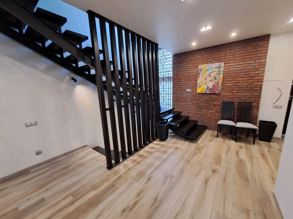 Продаж котеджу в с.Байківці, пров.Б.Хмельницького / Тернопільський р-н