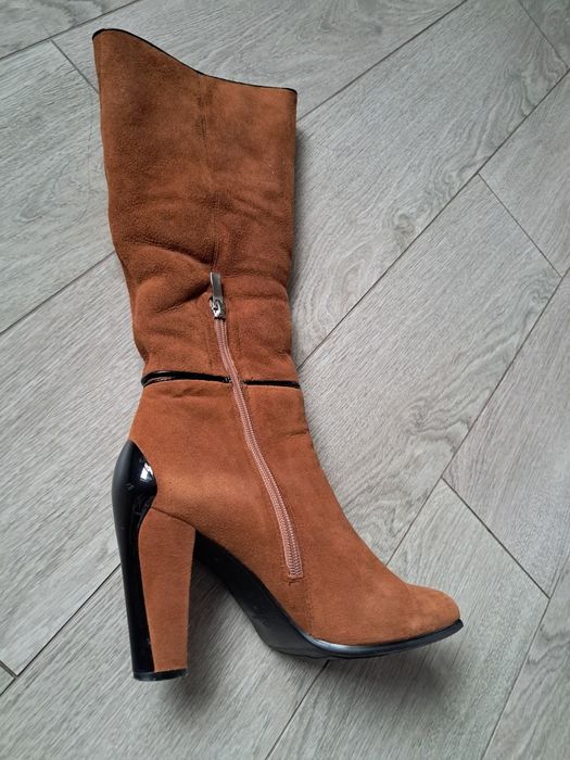 Жіночі зимові чоботи