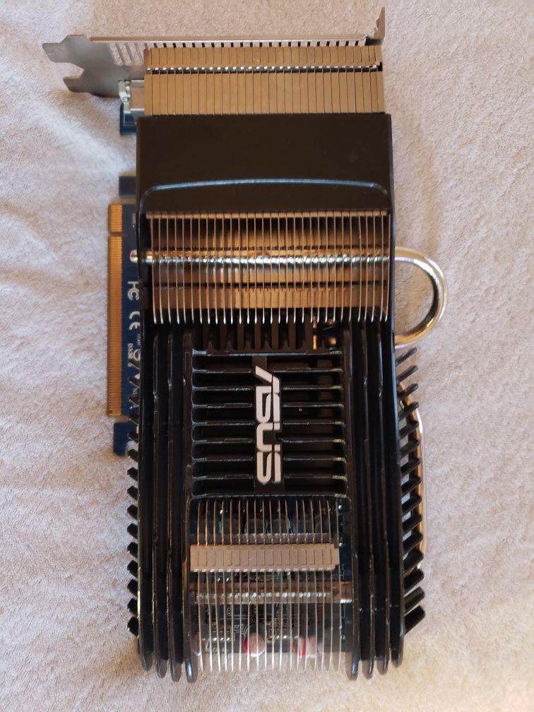Видеокарта Asus PCI-Ex GeForce 9600 GT 512 mb