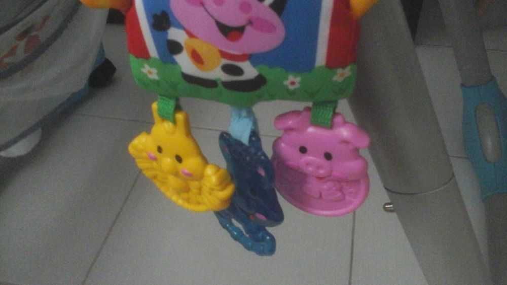 Zawieszka gryzak wesoła Farma Fisher Price