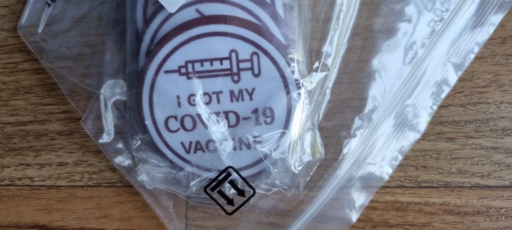 Zestaw 10 przypinek "I got my COVID-19 vaccice"