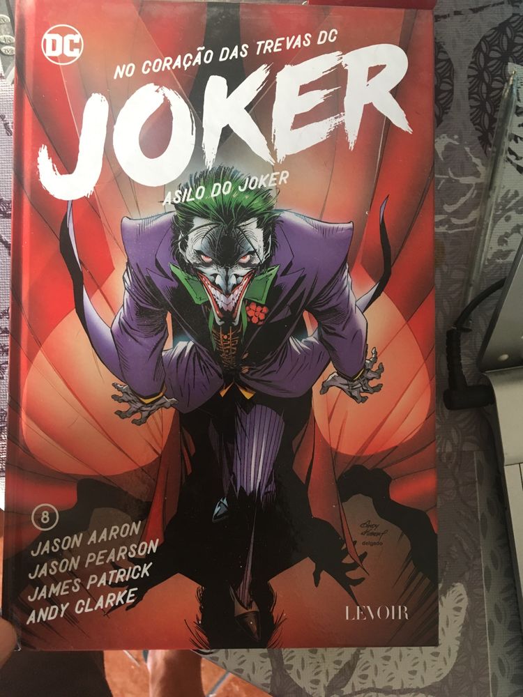 Joker DC álbuns da coleção No coração das trevas
