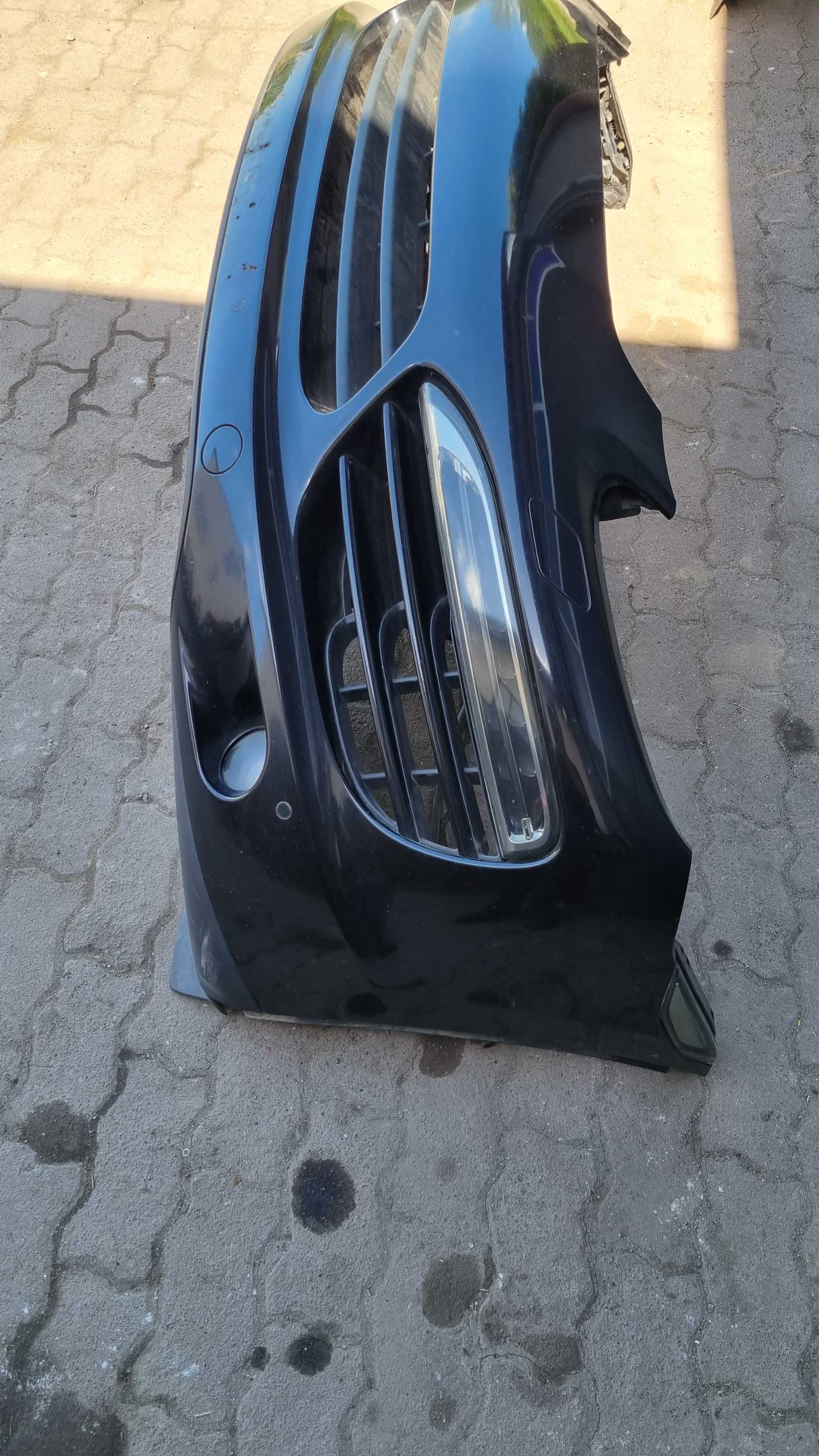 Zderzak przód Cayenne II 7p czarny Lc9x