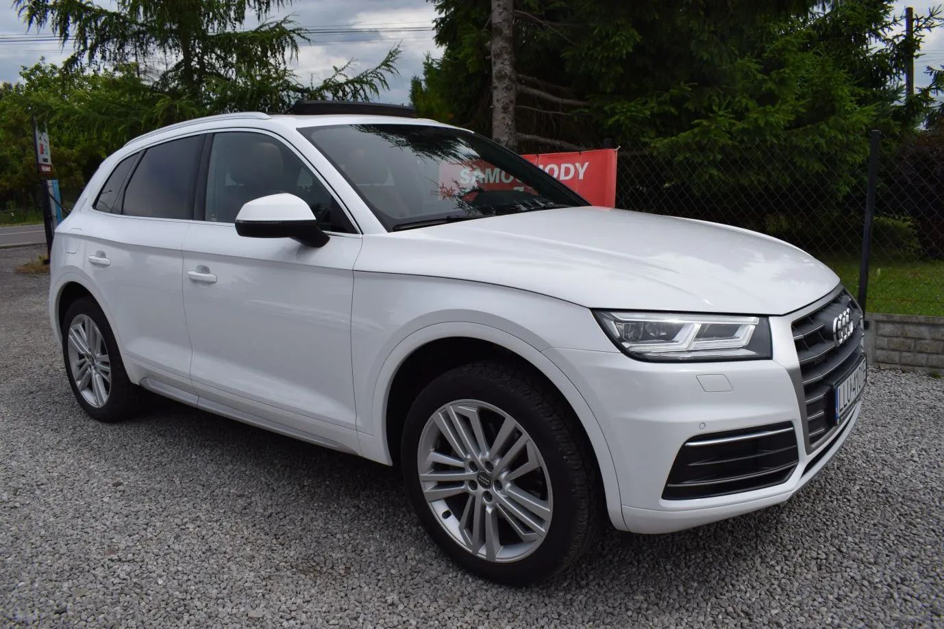 Audi Q5 * Panorama * Navi * Led *