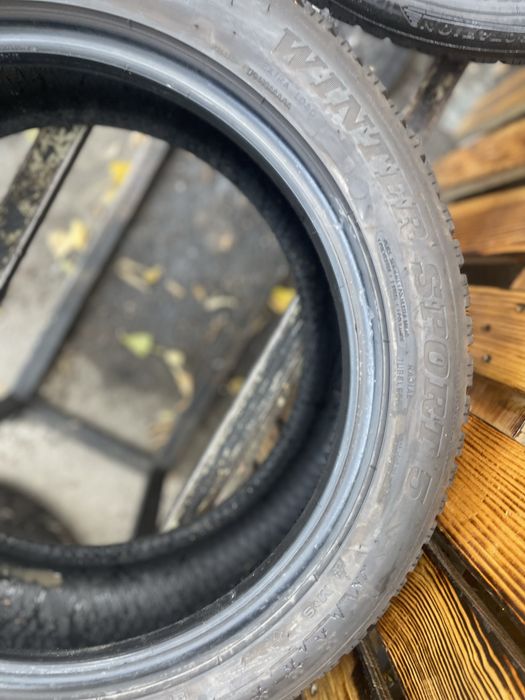 225/50 R17 Dunlop шини зимові 22 рік