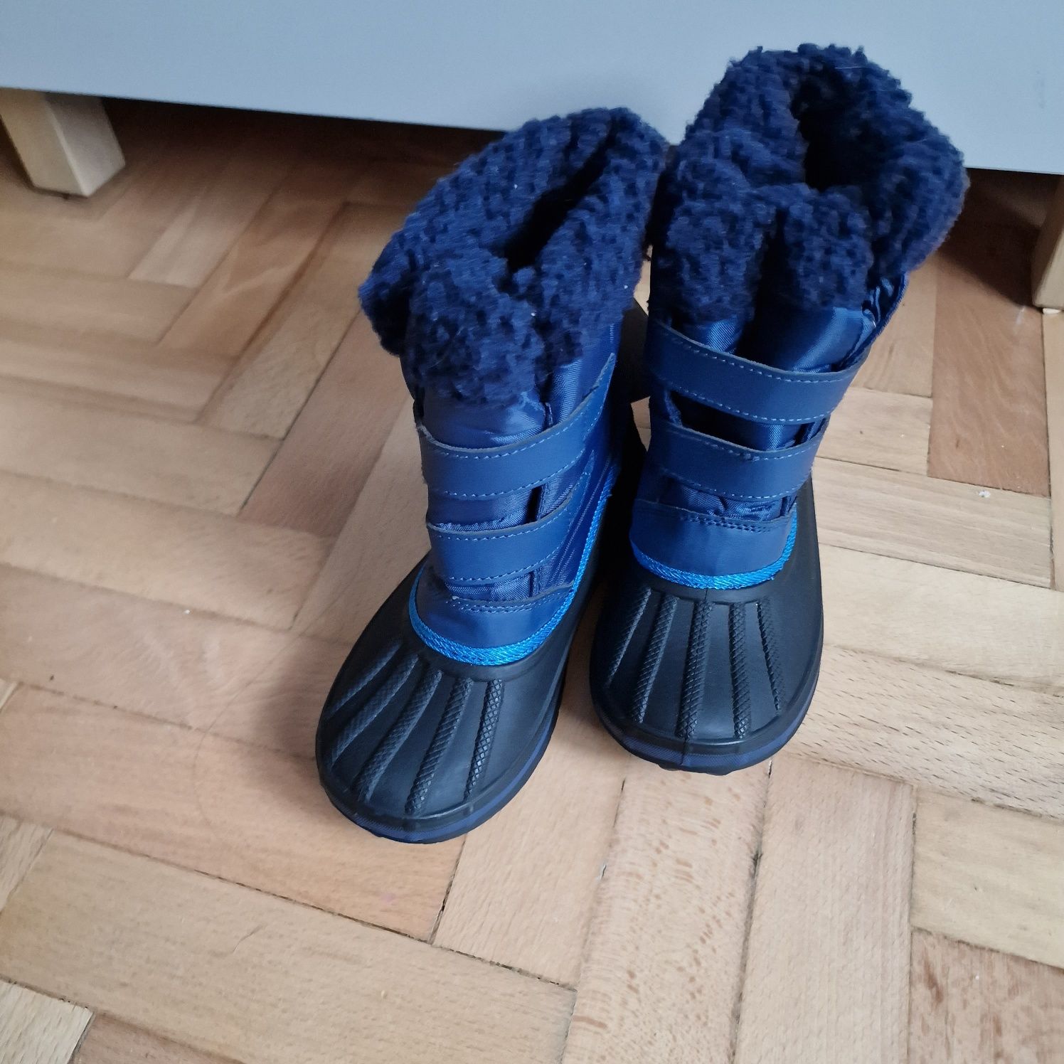 Nowe sniegowce buty zimowe za kostkę 28