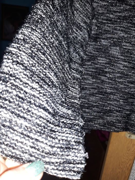 Sweterek narzutka 134