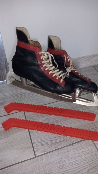 Łyżwy PRL hokejowe rozmiar 39