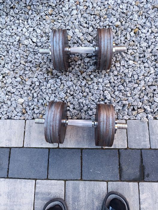 Sprzedam 2 hantle,2x25 kg.