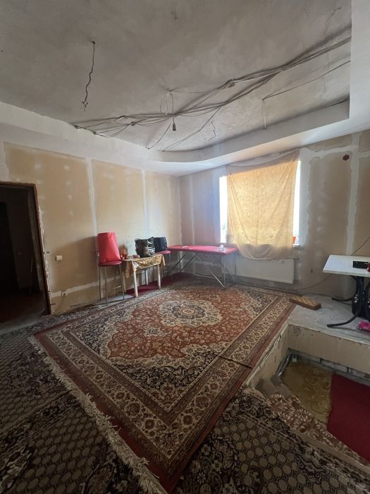 Продам будинок село Широке ( Інгулець). Є- відновлення .