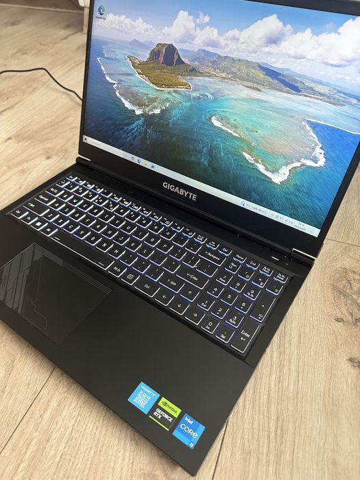 Laptop Gigabyte I5 12500h RTX 4050 32/1tb ssd