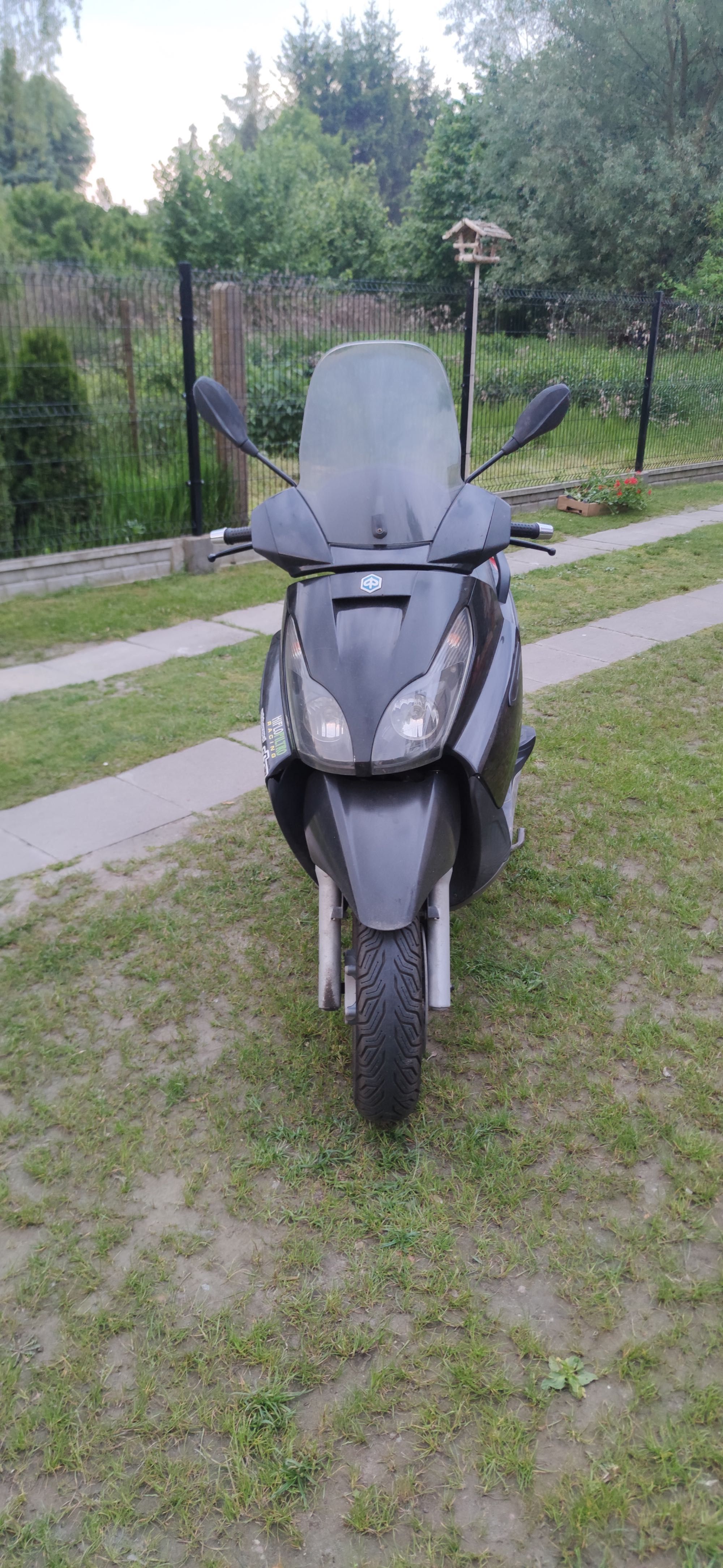 Skutera Piaggio X7 125 z 2008 roku
