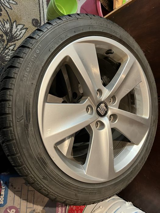 Koła Seat 225/45 r17 zimowe