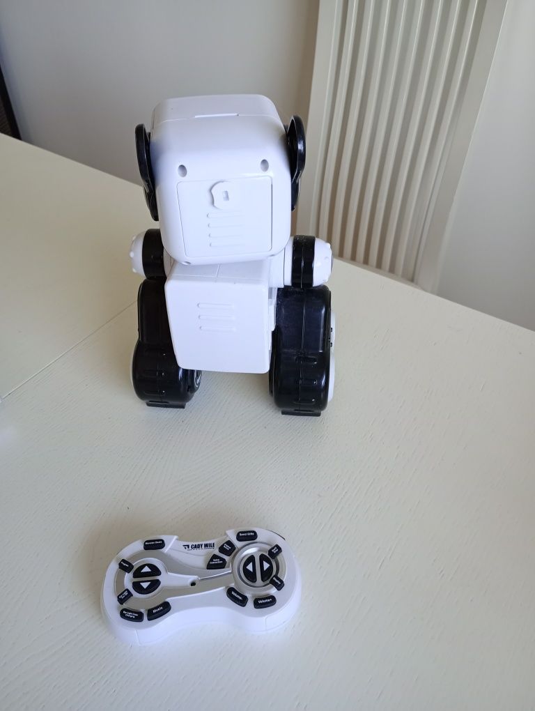 Inteligentny robot Candy Wile