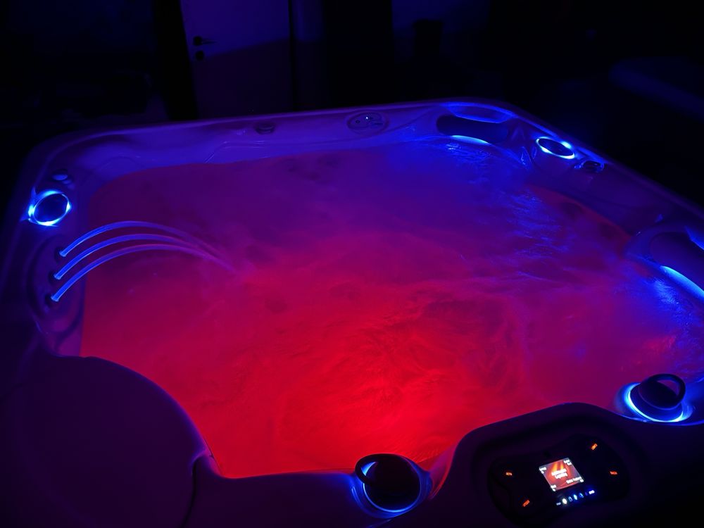 Jacuzzi ogrodowe HotSpring Envoy MotoMassage NOWA POKRYWA OKAZJA