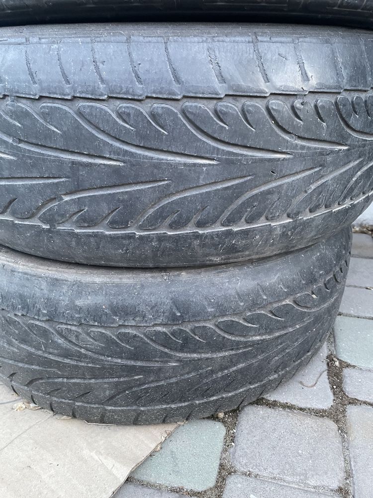 Резина шины Dunlop 205 45 17