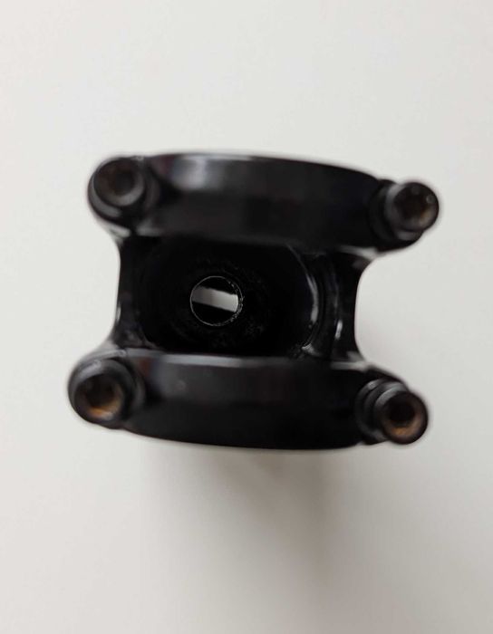 Mostek Bontrager Comp 31,8 7 stopni. x 80mm