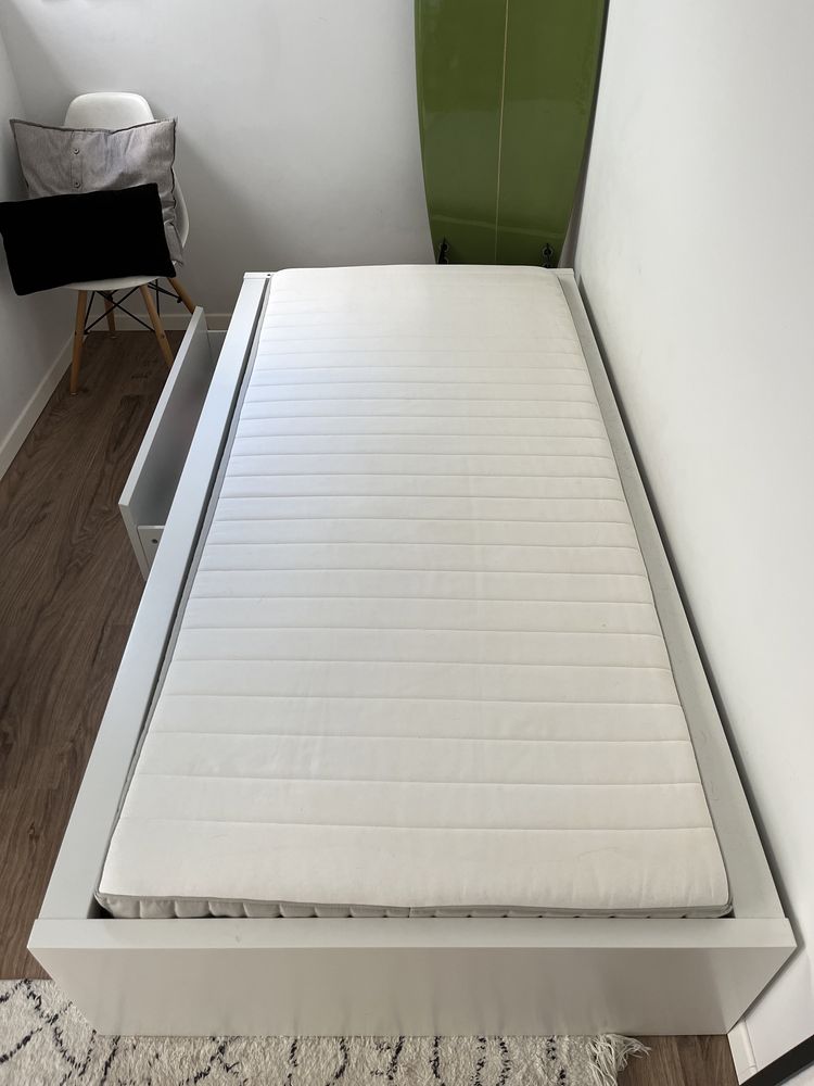 Cama MALM c/2 caixas de arrumação