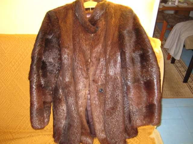 Futro z nutrii naturalne.Lata 80 Marka nie Hermes ! cena 100.