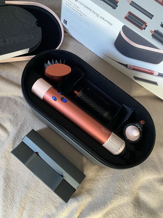 DYSON Airwrap.