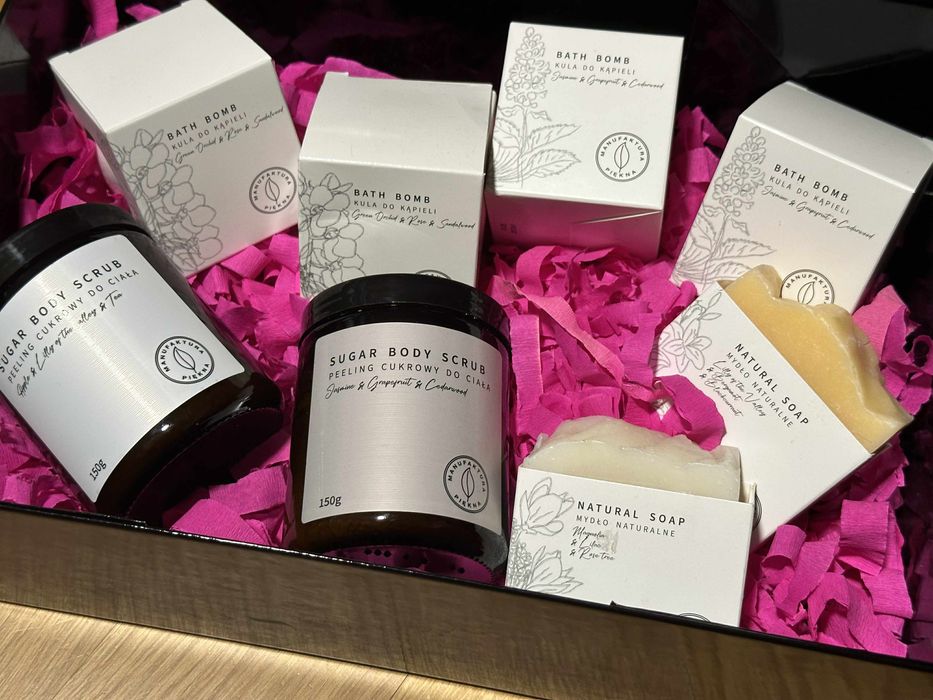 Zestaw prezentowy naturalnych kosmetyków z majufaktury piekna