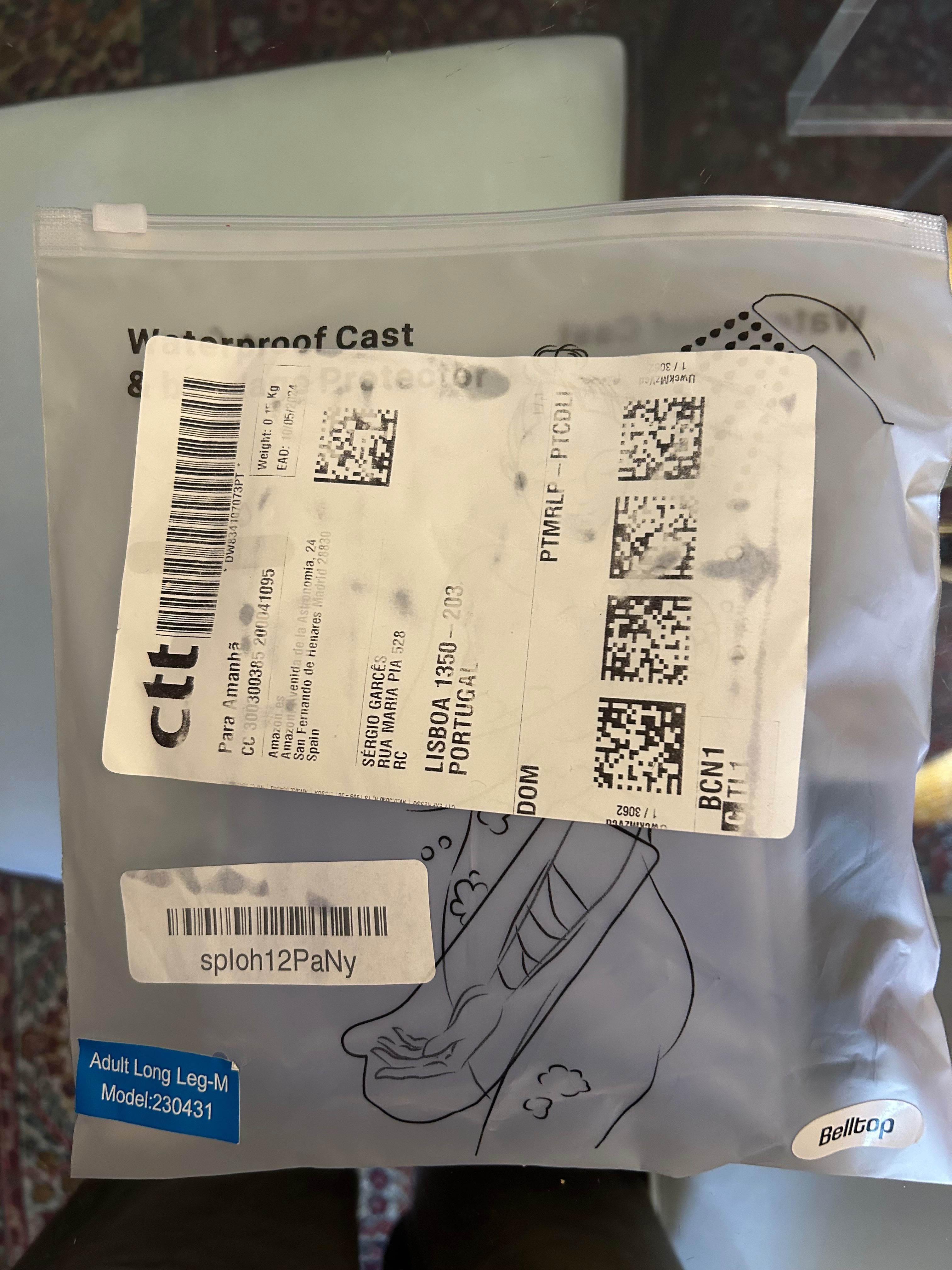 Waterproof cast protector