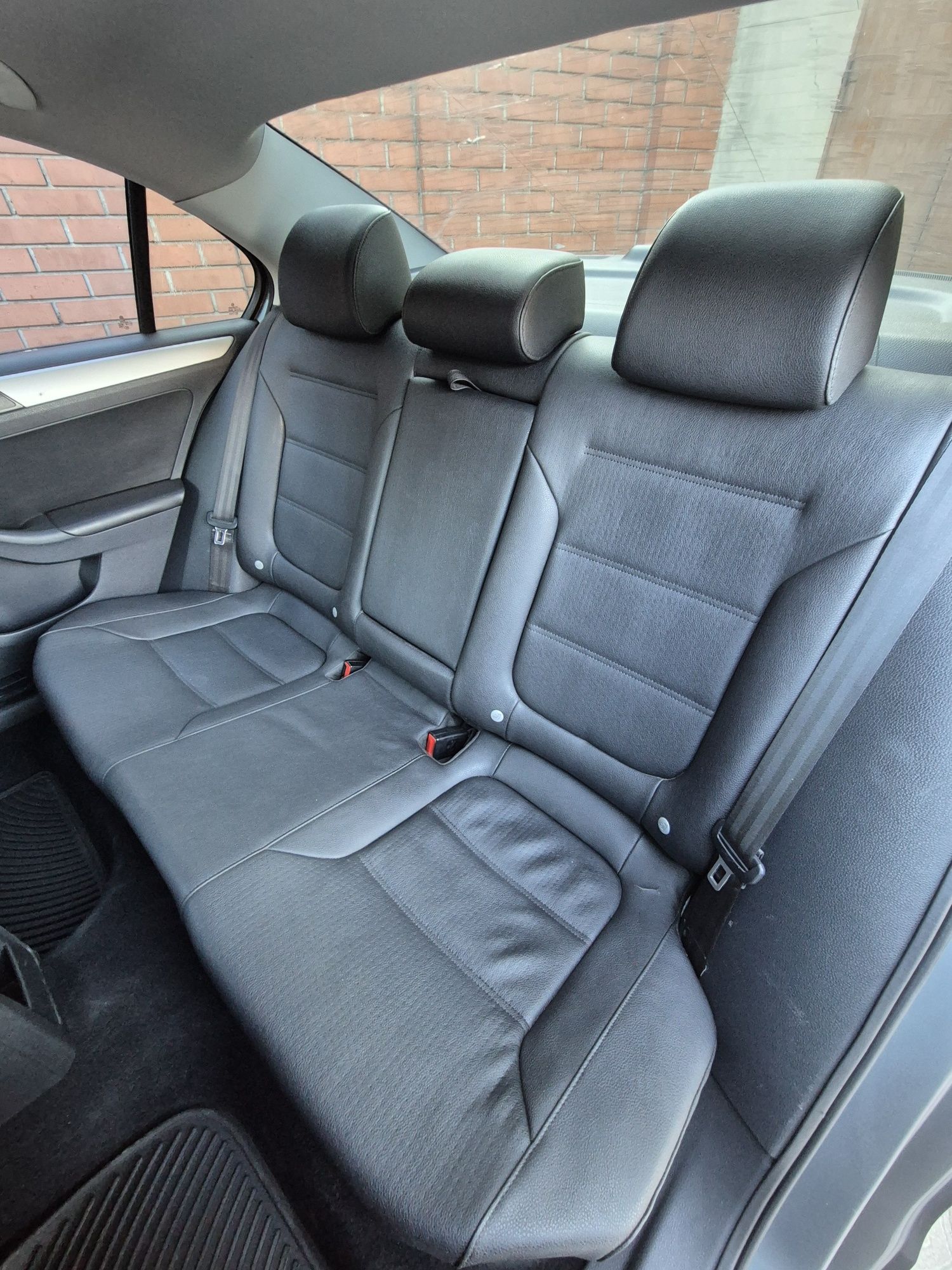 VW Jetta 2,0 TDI
