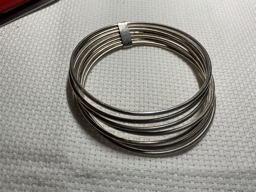 Pulseira com Sete escravas em prata com contraste