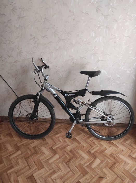 Спортивный велосипед
