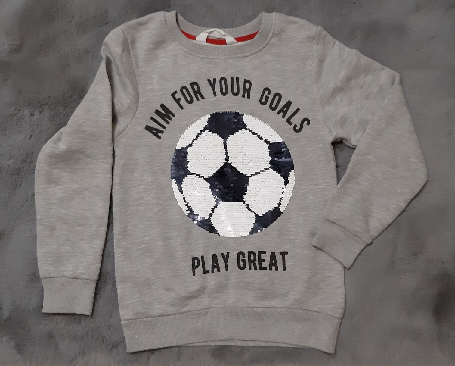 Bluza H&M 122/128 cekiny football piłka nożna