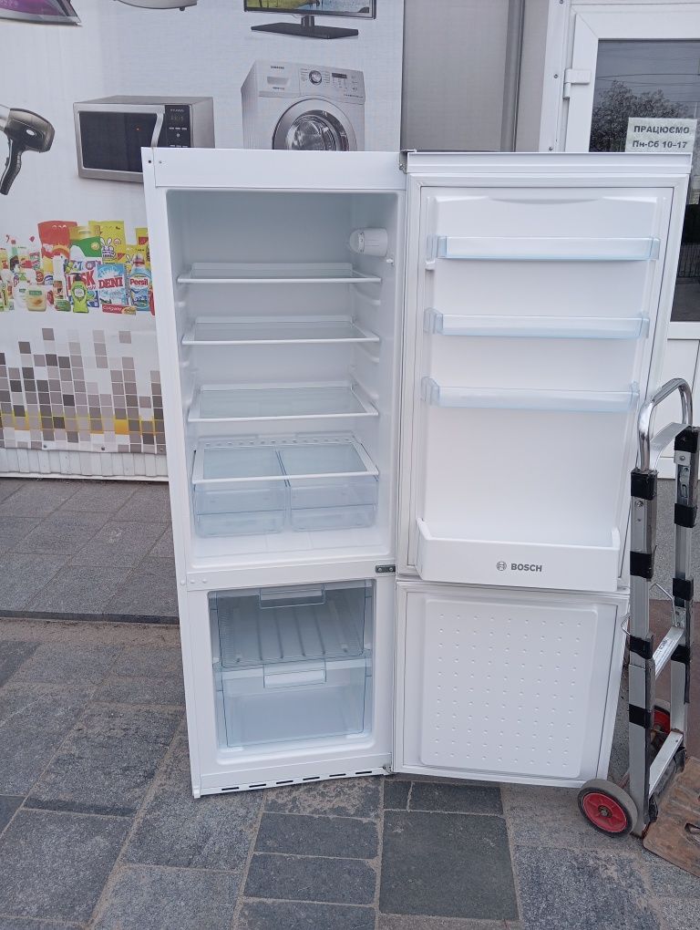Холодильник Bosch KGV24V00 160см Ширина 55см из Германии Гарантия