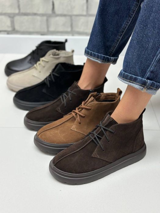 Жіночі шкіряні демісезонні анатомічні черевики в кольорах