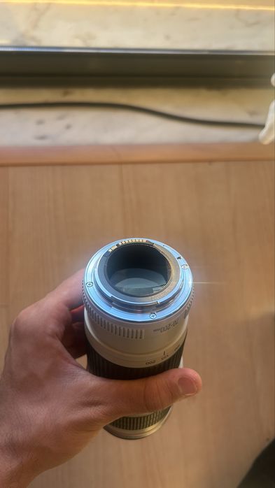 Canon EF 70-200mm f/4 L USM – Estado Excelente + Parasól ET-74