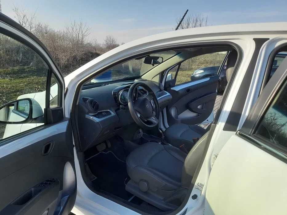 Chevrolet Spark EV 2016 электромобиль