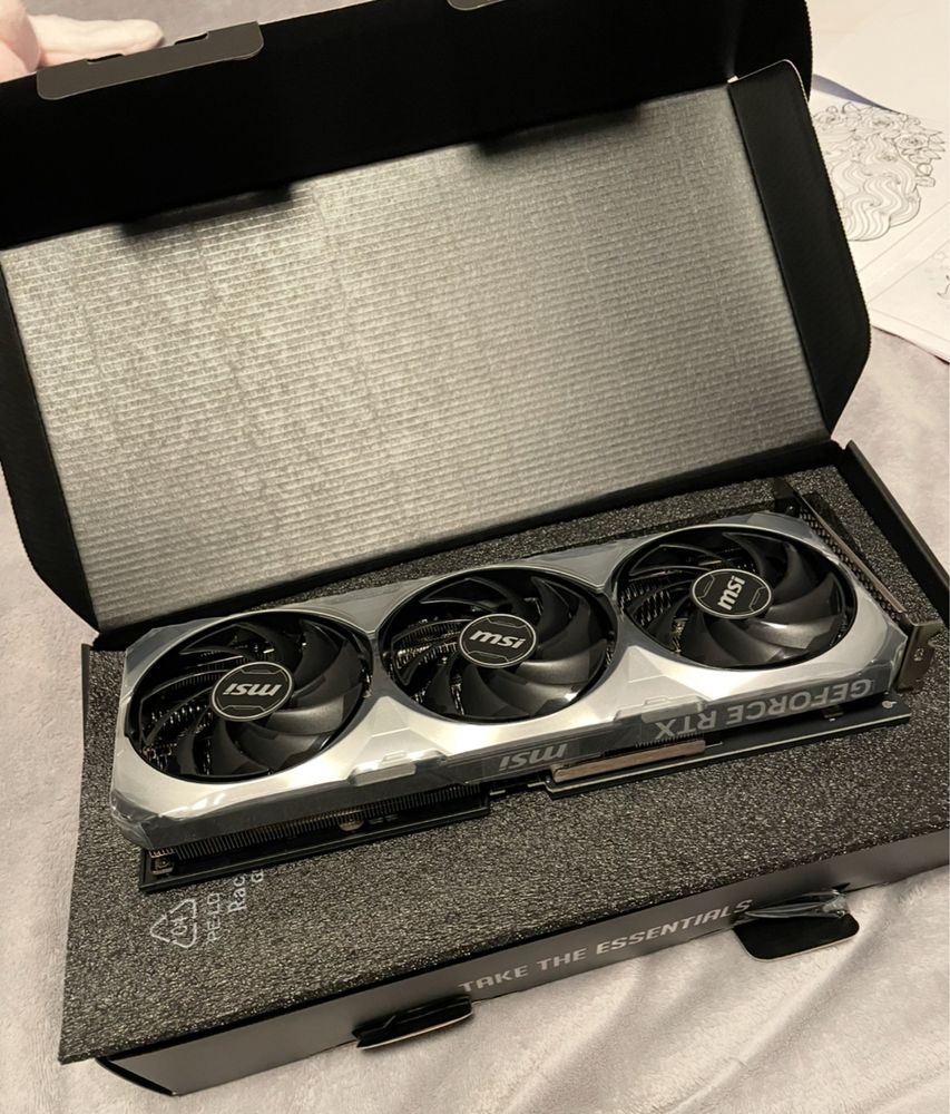 MSI GeForce RTX 4070 VENTUS 3X E1 OC 12GB