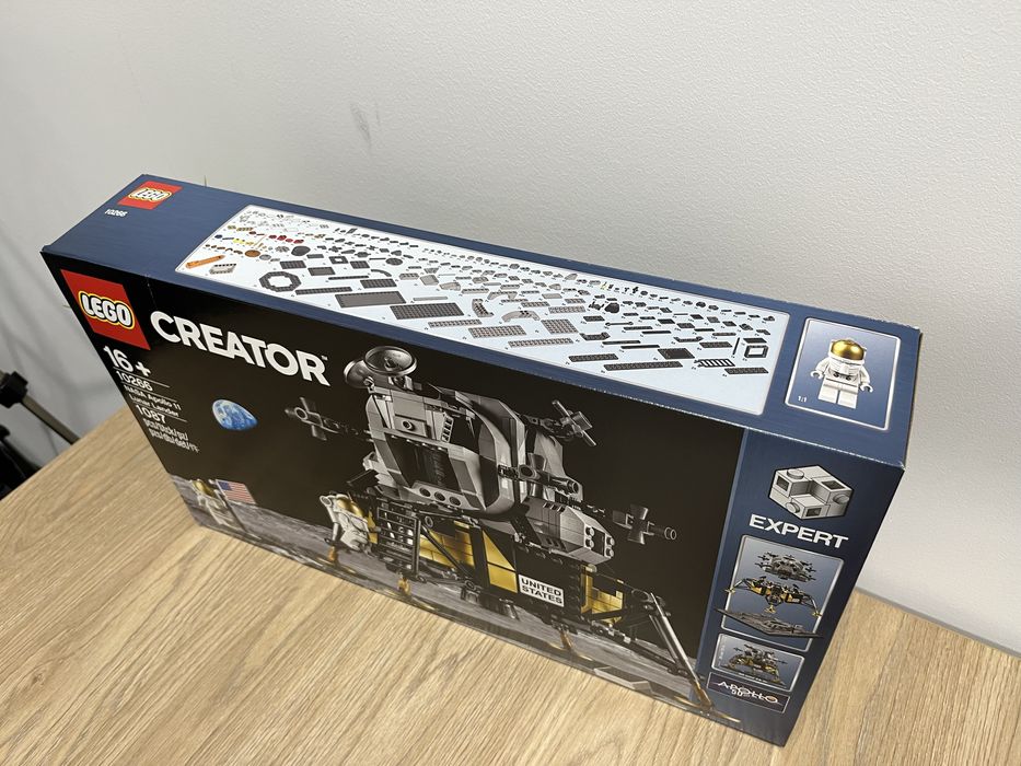 LEGO 10266 Creator Expert - Lądownik księżycowy Apollo 11 NASA