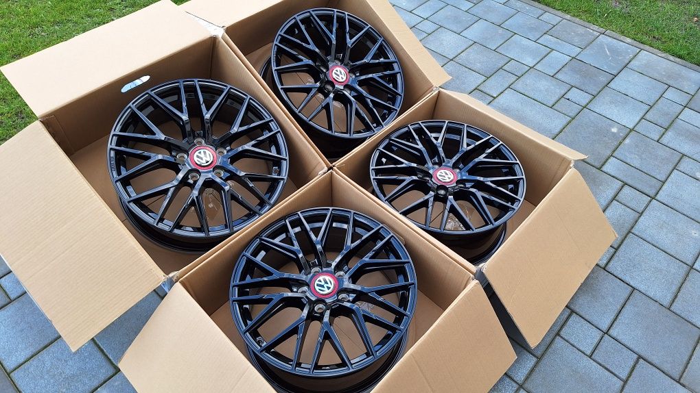 Nowe Alufelgi 5x112 R17 Wzór RS4 Audi A3 A4 A5 A6 Vw Golf Caddy Skoda