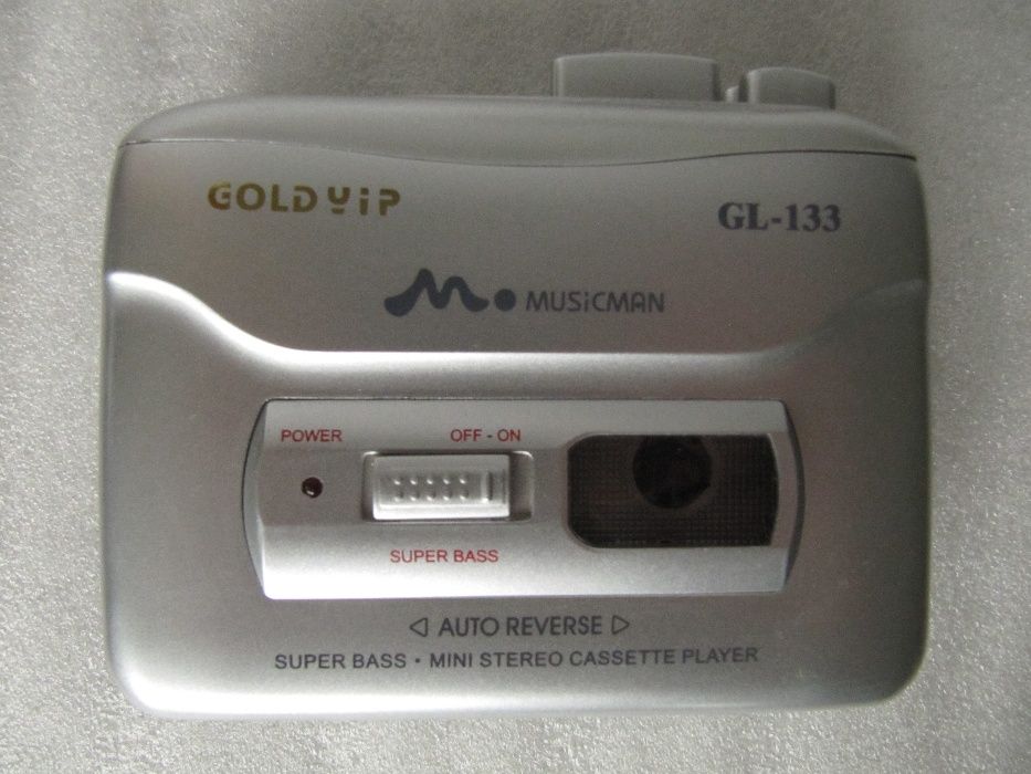 Кассетный плеер Goldyip GL-133 новый, автореверс, супербас, кассета