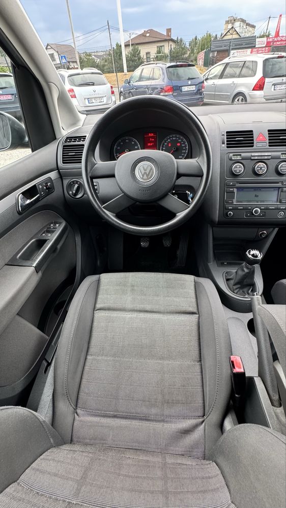 Volkswagen Touran Фольксваген Тоуран 2006 р 1,6 MPI бензин 6МКПП